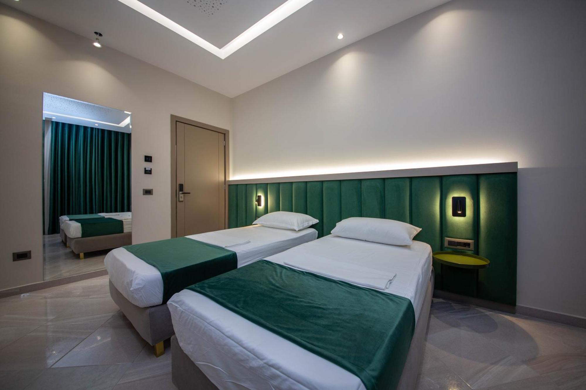 Hotel Royal Радиме Екстер'єр фото