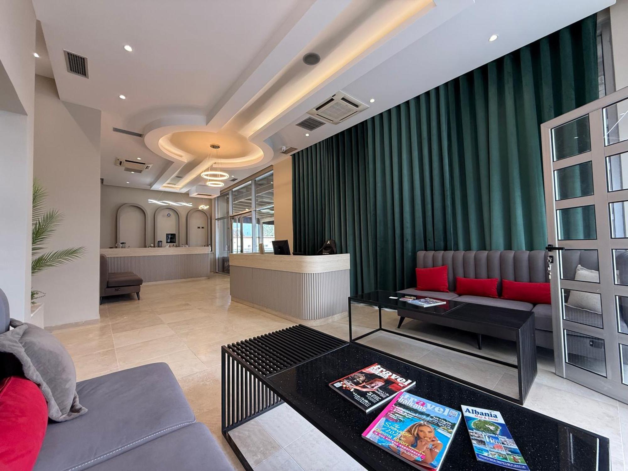 Hotel Royal Радиме Екстер'єр фото